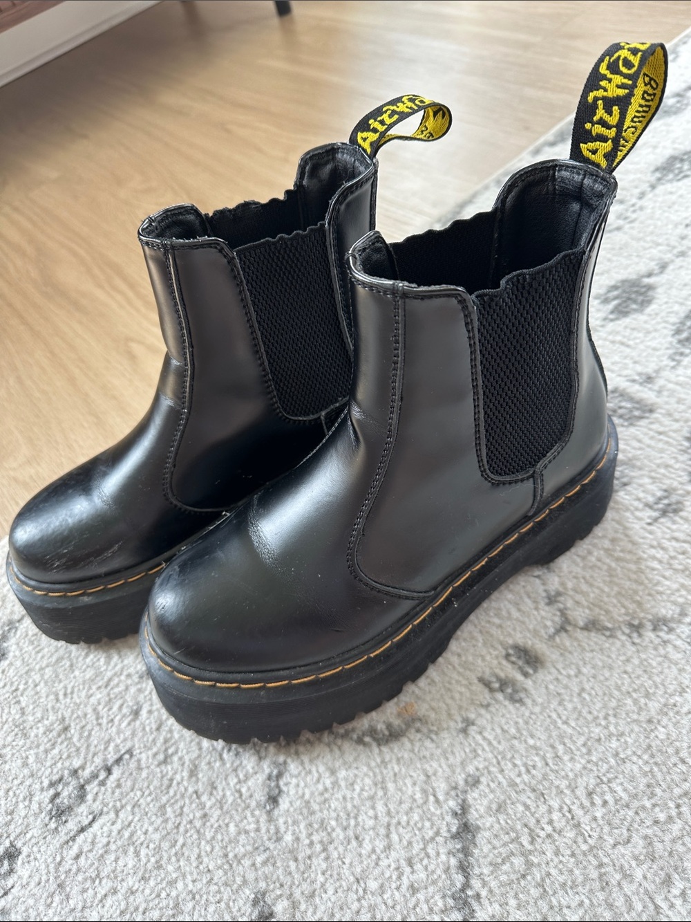 Dr. Martens Black Leather Platform Chelsea Boot Women's Size 40, U.S. Size 9